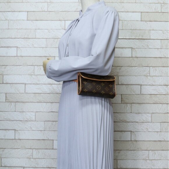 LOUIS VUITTON Brown Monogram Canvas Pochette Fanny Pack - Picture 2 of 7